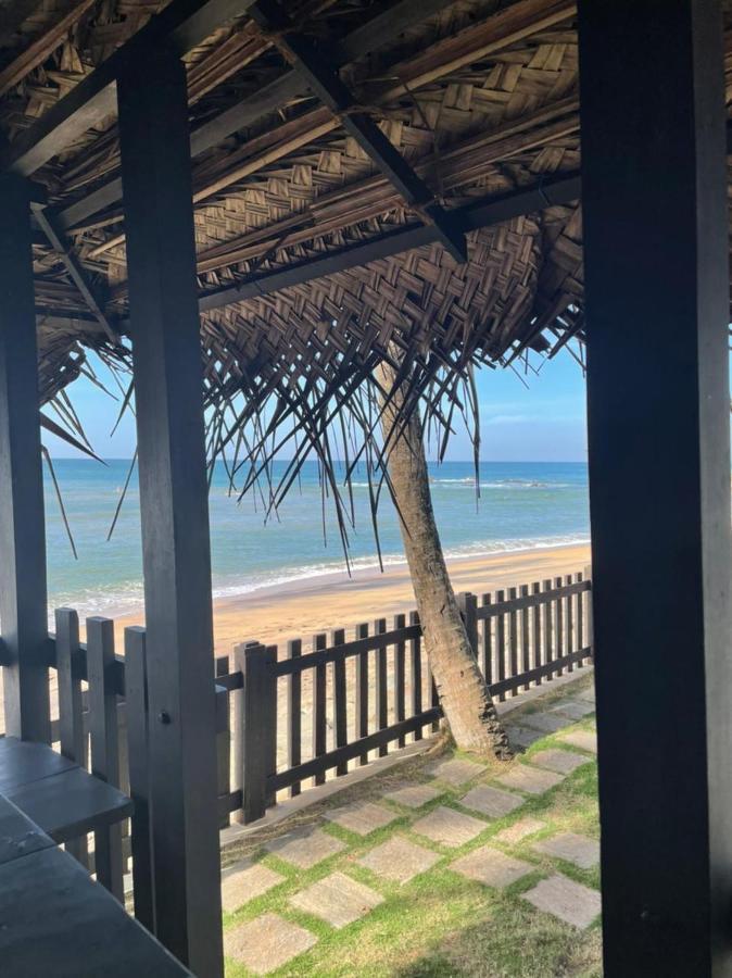 Love Birds Beach Hotel Matara Ngoại thất bức ảnh