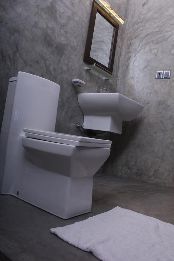 Love Birds Beach Hotel Matara Ngoại thất bức ảnh